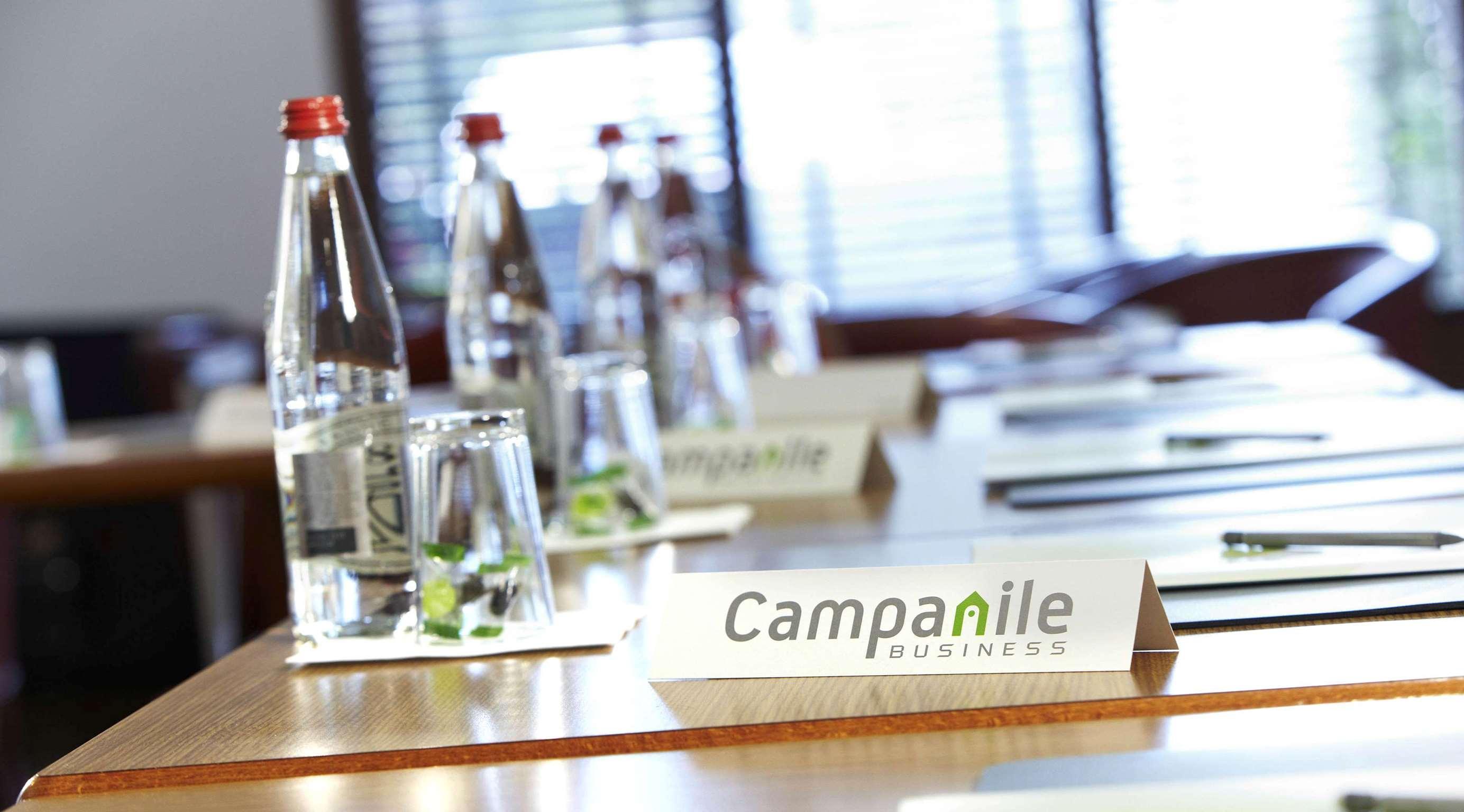 Hotel Astor Kiel By Campanile Bagian luar foto