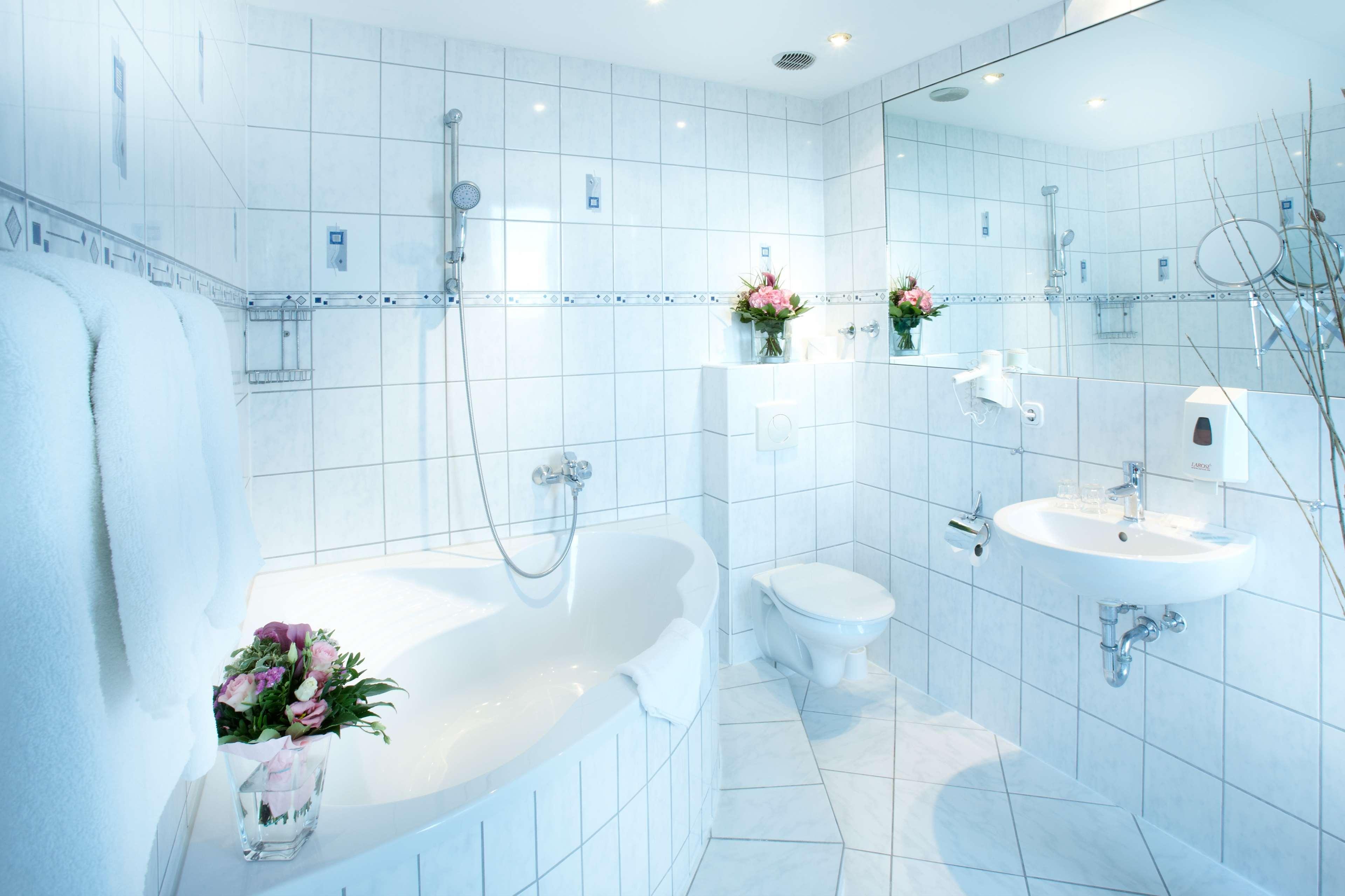 Hotel Astor Kiel By Campanile Bagian luar foto