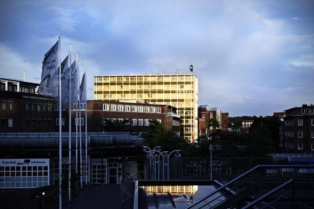 Hotel Astor Kiel By Campanile Bagian luar foto