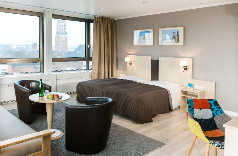 Hotel Astor Kiel By Campanile Bagian luar foto